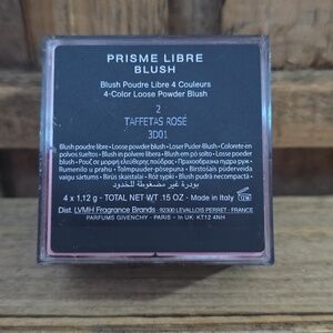 Givenchy Prisme Libre Blush-2 Taffetas Rose-vivid pink